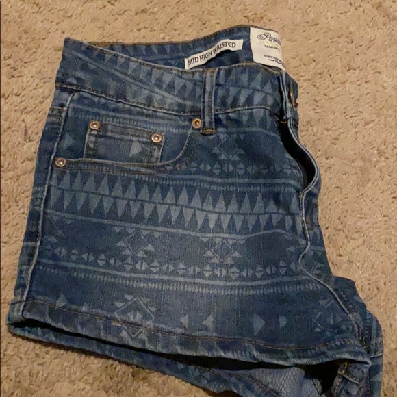 Parisian collection mid high waste shorts 7 - Picture 3 of 4